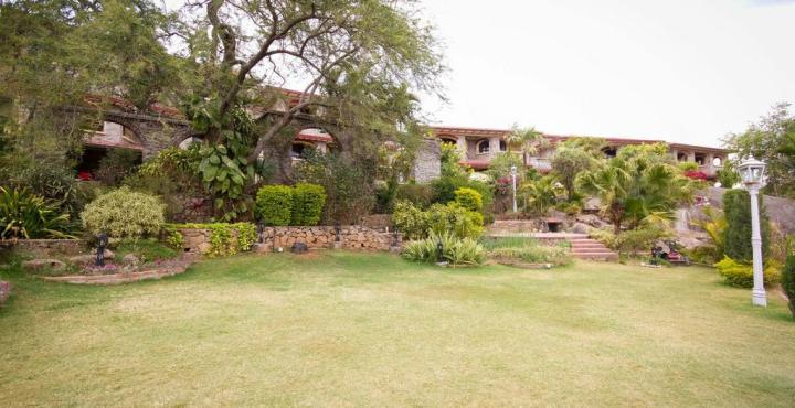 Cama Rajputana Club Resort Mount Abu Exterior photo